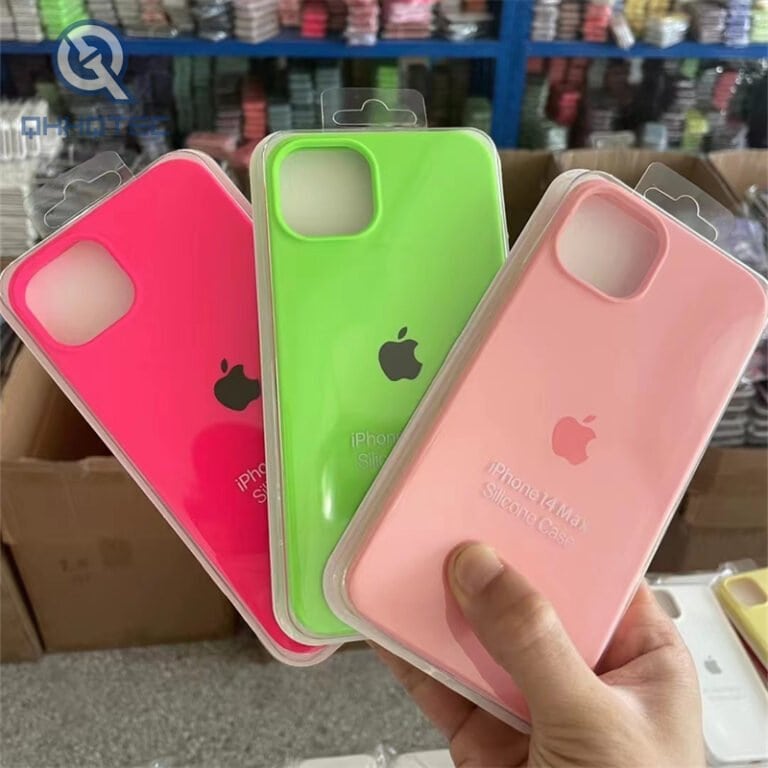 Iphone 14 14 pro max original silicone case iphone big hole