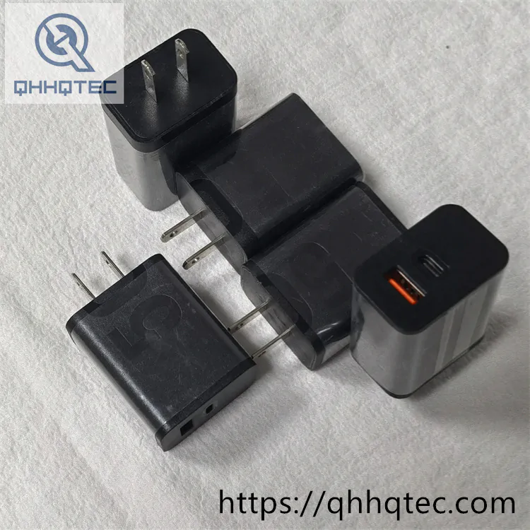 moto turbo x68 68w type c charger (复制)
