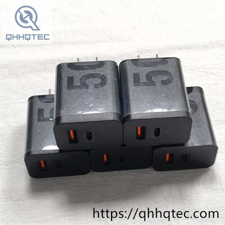 moto turbo x68 68w type c charger (复制)