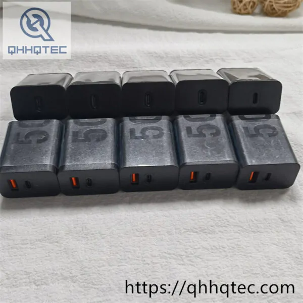moto turbo x68 68w type c charger (复制)