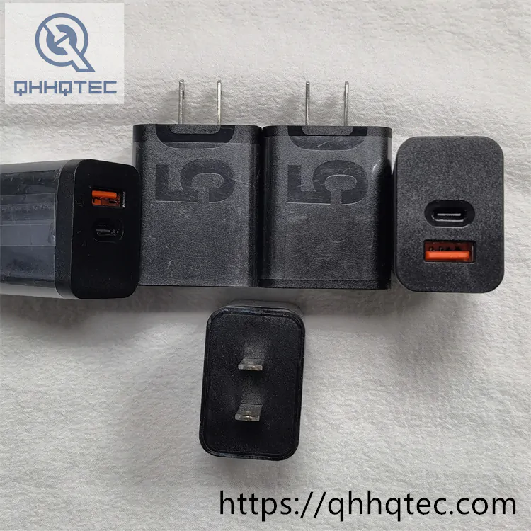 moto turbo x68 68w type c charger (复制)